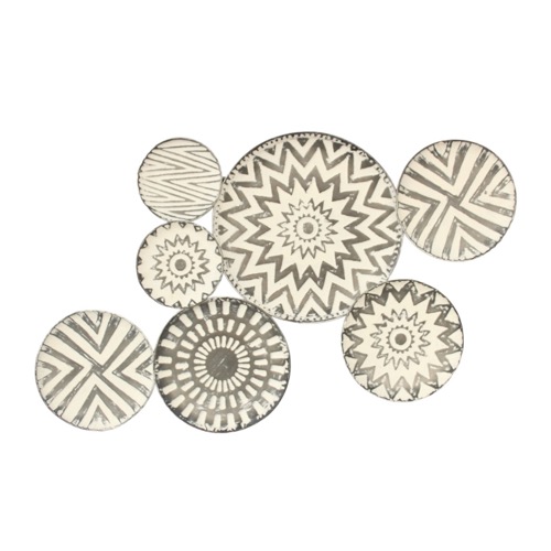 7 Grey & White Metal Plates