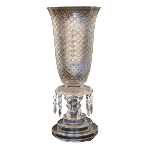Diamond Cut Candleholder With Droplets