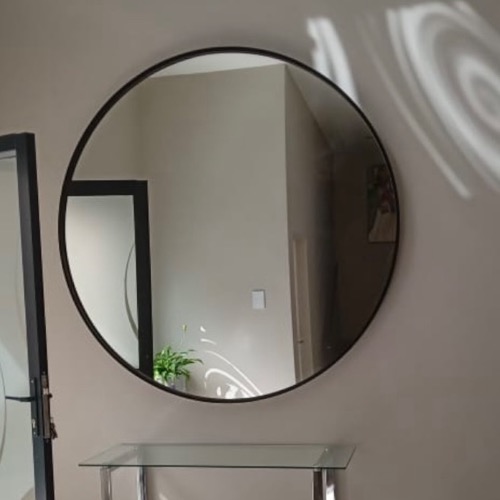 Round Plain Mirror in Metal Frame
