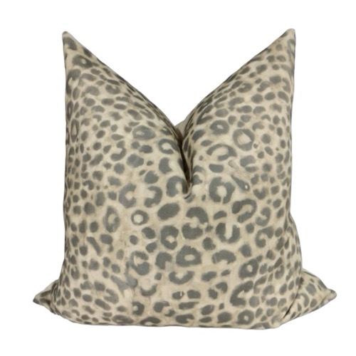 Camila Scatter Cover