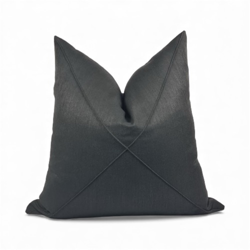 Black Pincross Scatter Cover